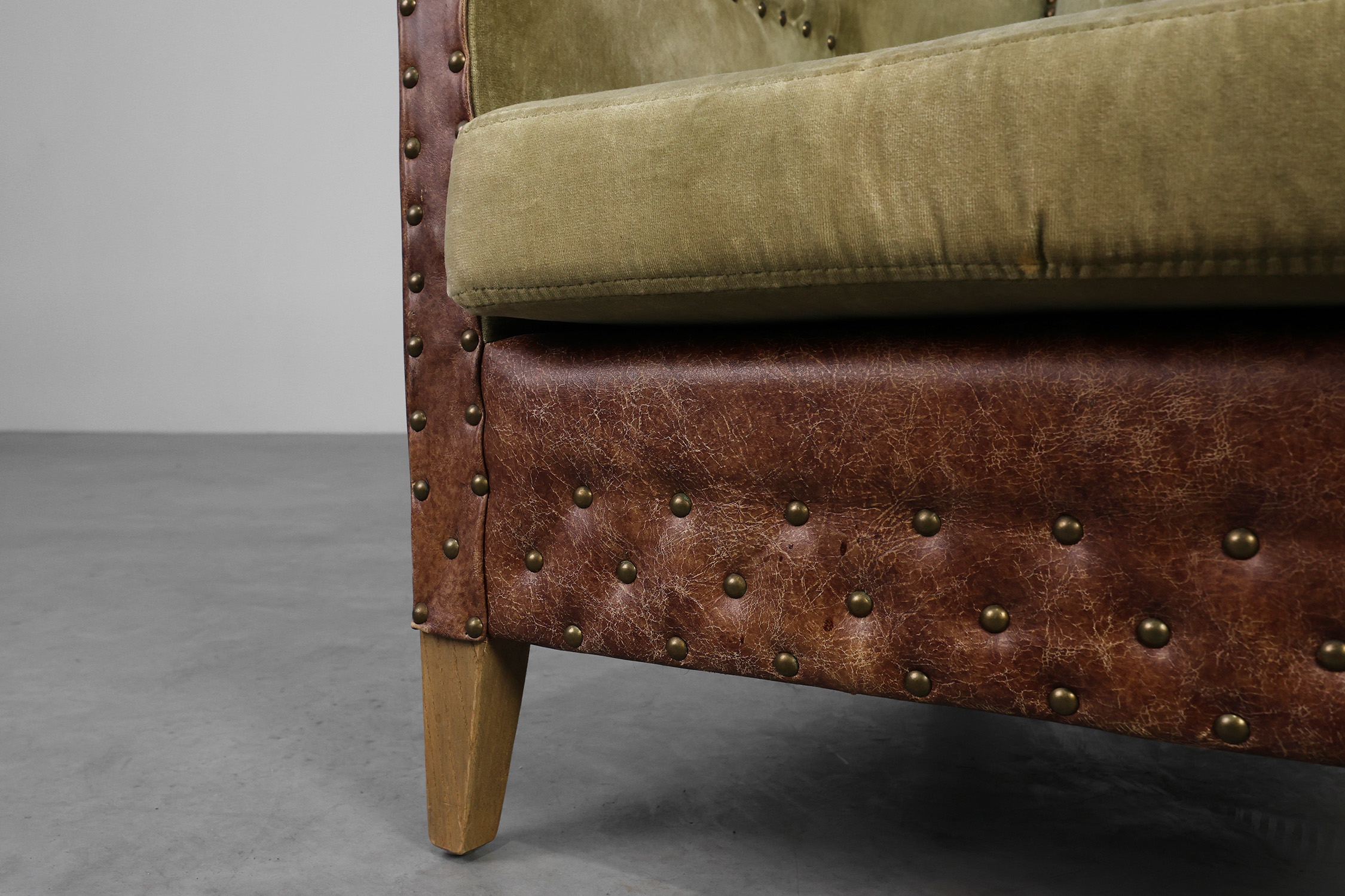 Sculptural Art Deco Armchair, France 1930sthumbnail